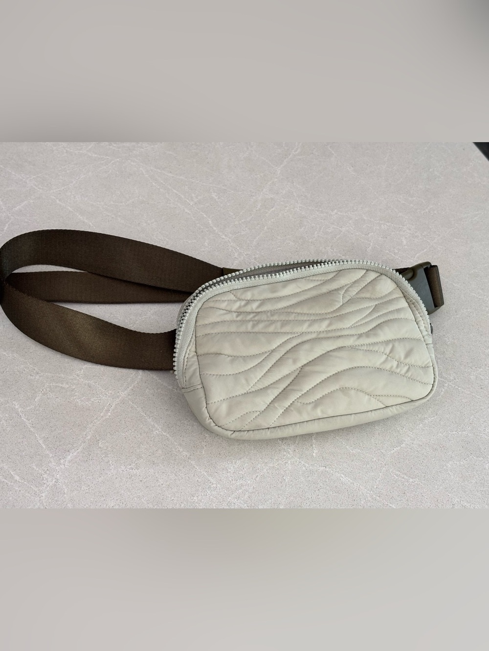 Lululemon Team Canada Olympic Everywhere Belt Bag Quilted Light Ivory 1L FLAWS
